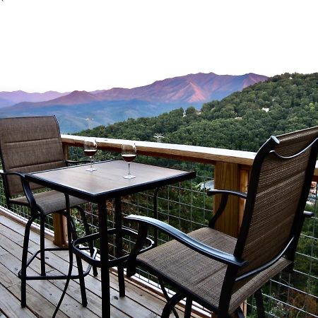 Million Dollar Views! 4 Bedroom, Sleeps 9, Close To National Park And 5 Mi To Gatlinburg! Exterior foto